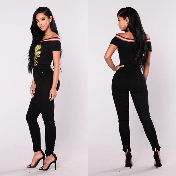 Fashion Nova NWT Coraline High Rise Black Jeans 11 - Picture 3 of 9